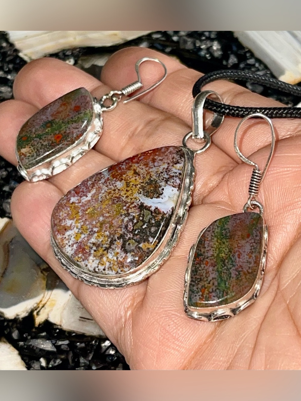 Dragon Bloodstone Jasper Pendant & Earrings Set